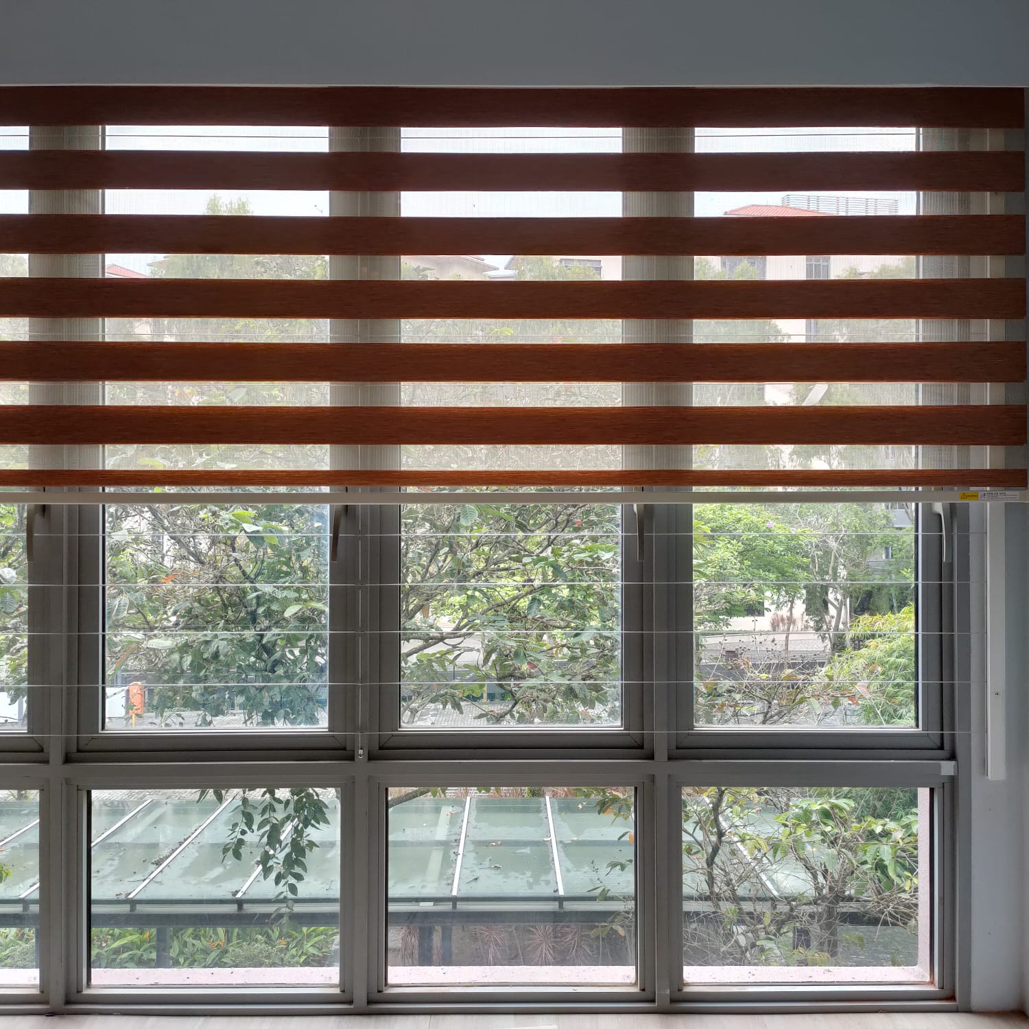 This is a Picture of Korean Combi Blinds with Invisible grille at Singapore condo,26 Flora Drive